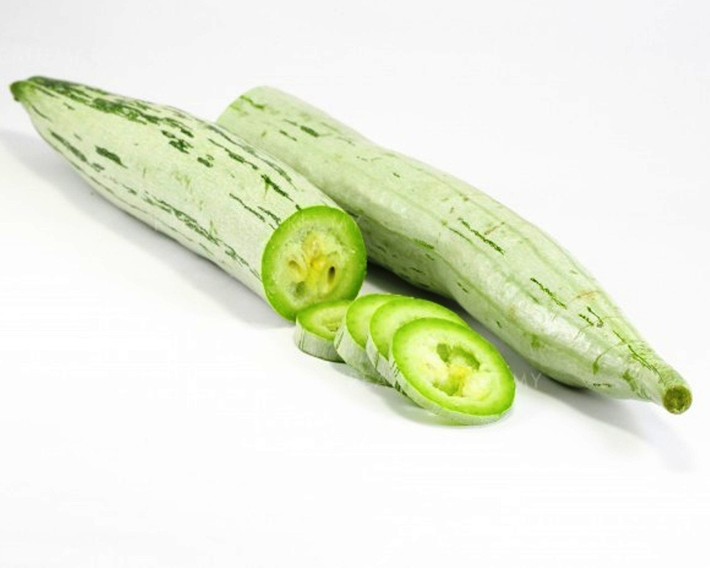 SNAKE GOURD (Potlakaya )